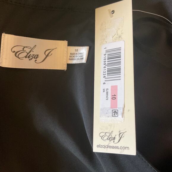 Eliza J Black Satin Feather Trimmed Sleeveless Mini Shift Cocktail Dress Size 10 - Picture 8 of 12